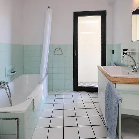 Apartment 3 Bedroom In Ostend